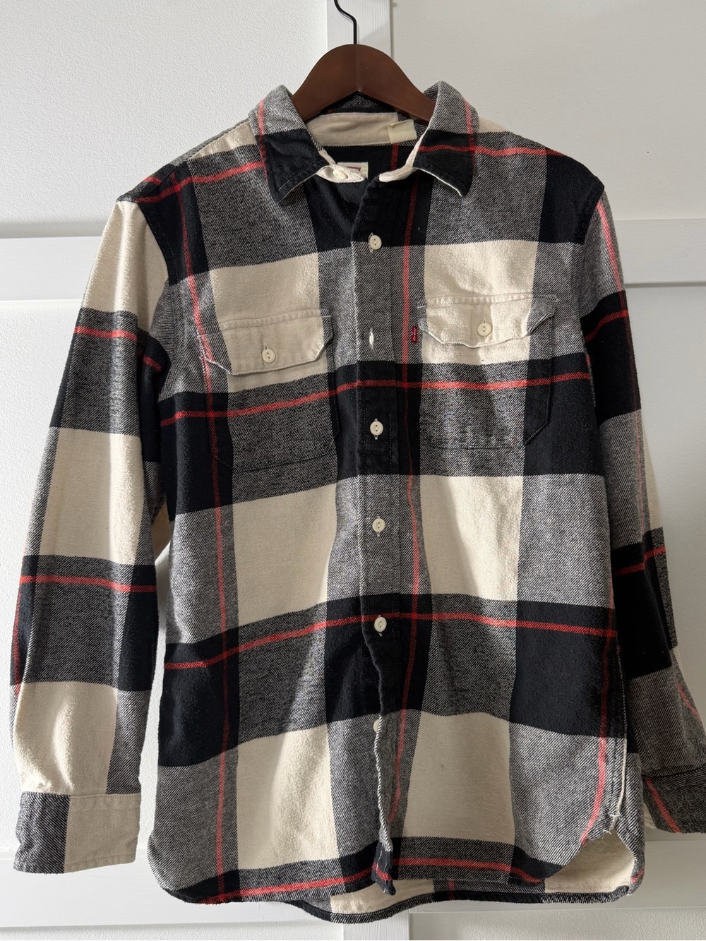 Levi's Black, Cream & Gray Plaid Button-Down Shirt with Red Accents - Size S